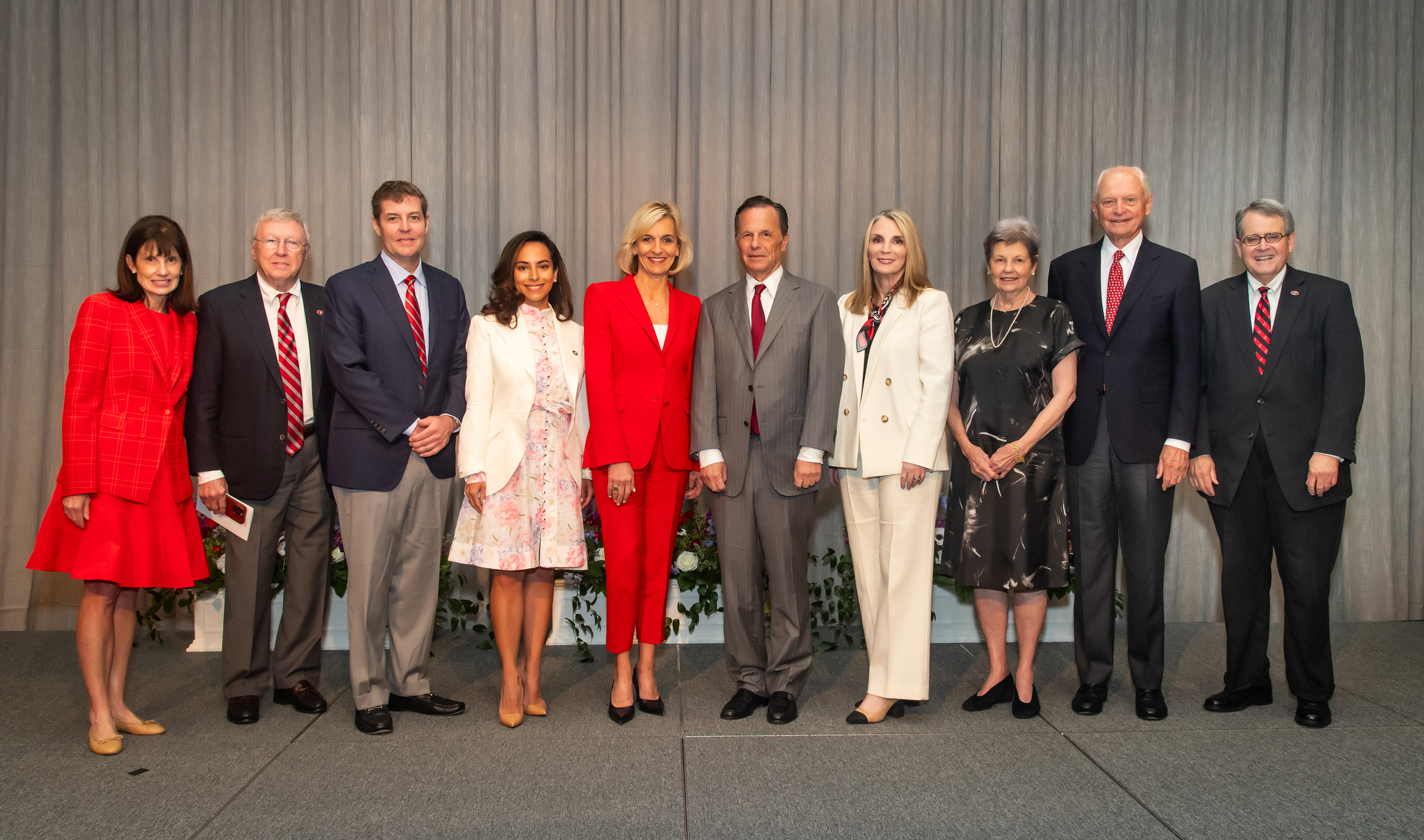 group photo of 10 people