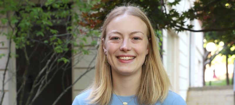 photo of woman, outdoors
