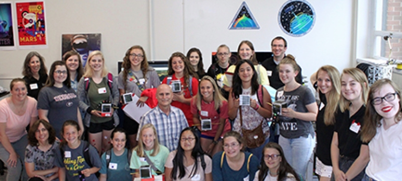 group photo of women in lab