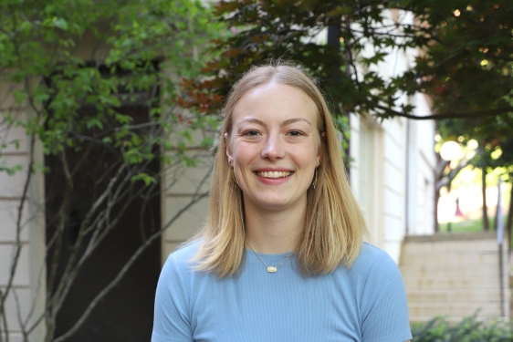 photo of woman, outdoors